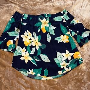 XS Off the Shoulder Flowy Shirt